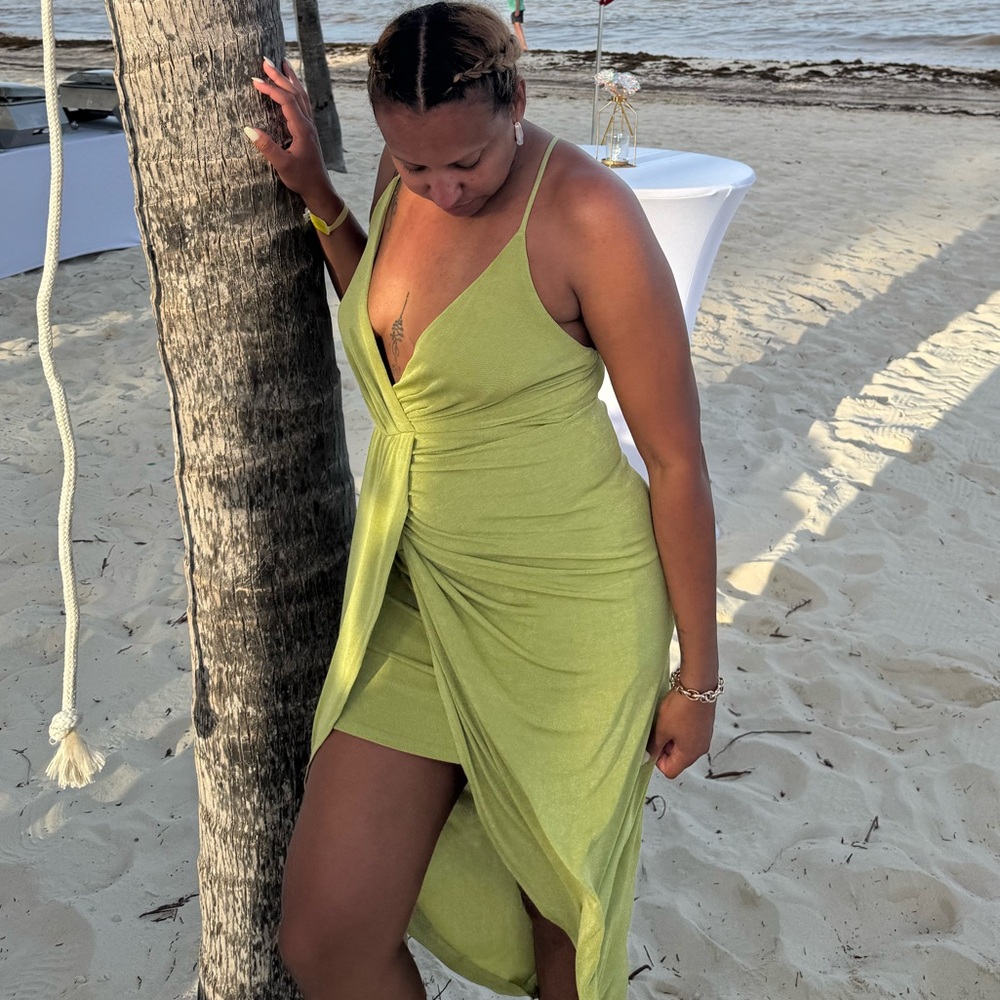 Lulu's Lime Green High Low Dress🌺